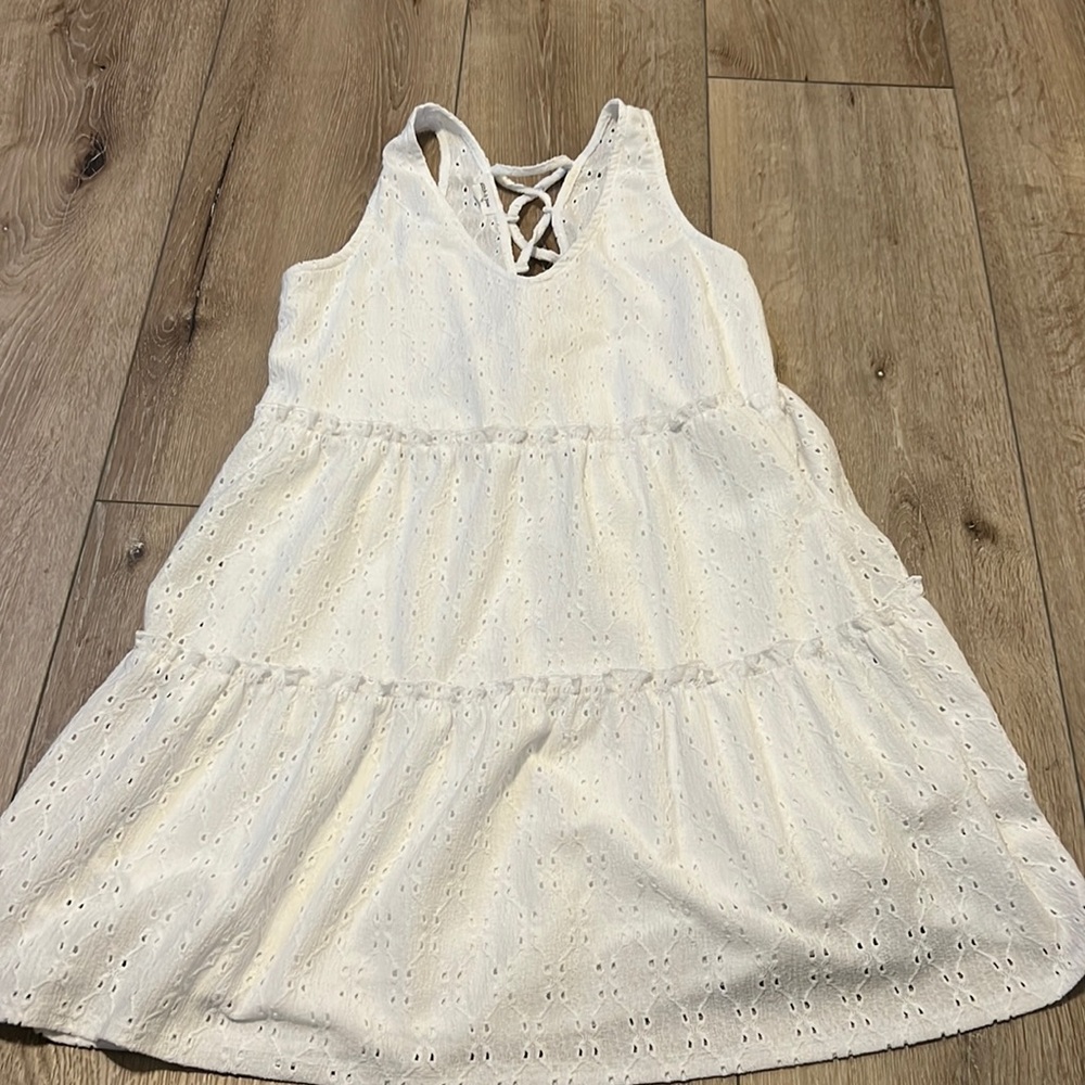 Short white dress perfect for summer
